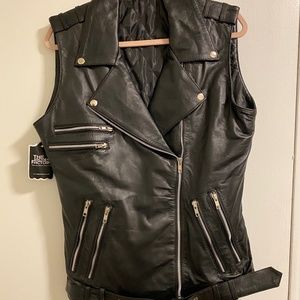 Faux Leather Motorcycle Vest Sz M NWT